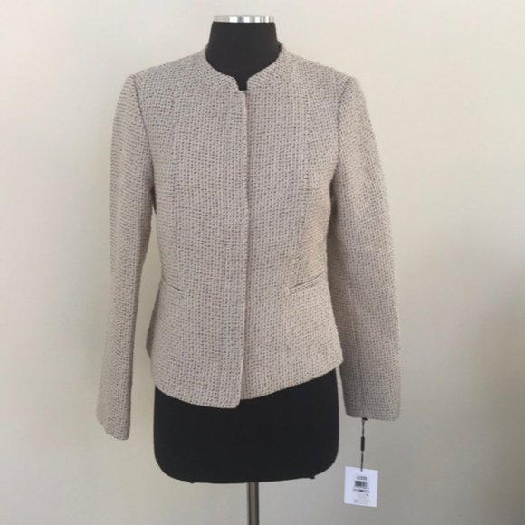 Calvin Klein Jackets & Blazers - New! CALVIN KLEIN Size 6 Blazer in Khaki